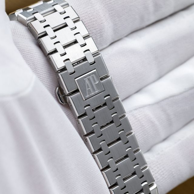 Audemars Piguet Royal Oak 15300ST.OO.1220ST.01 Image 3